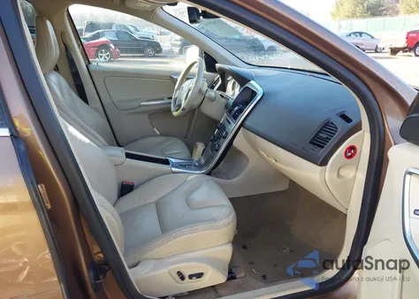 2012 Volvo Xc60 T6/T6 Platinum/T6 Premier Plus/T6 R-Design/T6 R-Design Platinum/T6 R-Design Premier Plus из США, поврежденный, VIN YV4902DZ8C2298542